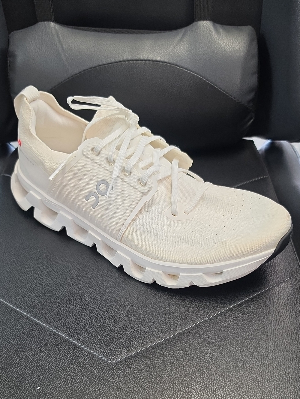 On Running Men's Cloud Trainer in Off-White